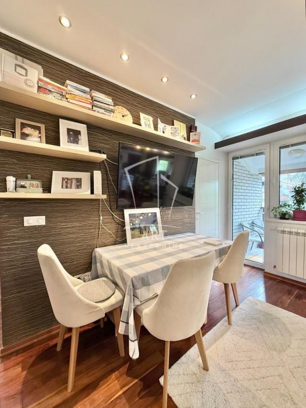 Stan na prodaju u Beogradu, Mirijevo, dvoiposoban, 59m2, cena 158000 evra