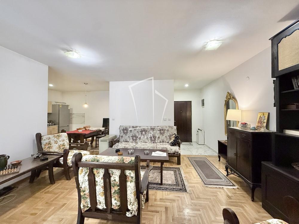 Stan na prodaju u Beogradu, Mirijevo, trosoban, 55m2, cena 156000 evra