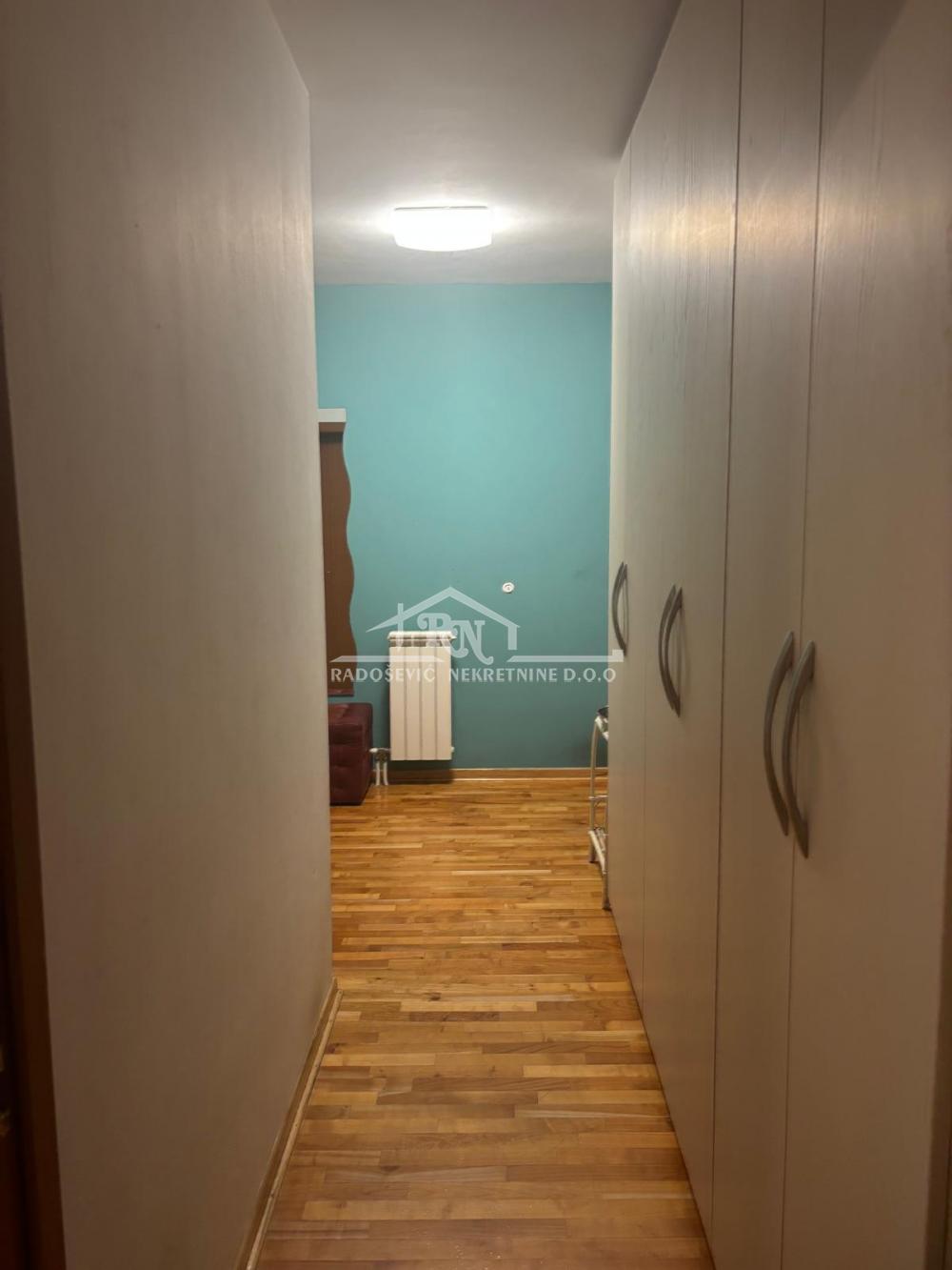Stan na prodaju u Beogradu, Žarkovo, jednoiposoban, 57m2, cena 149500 evra