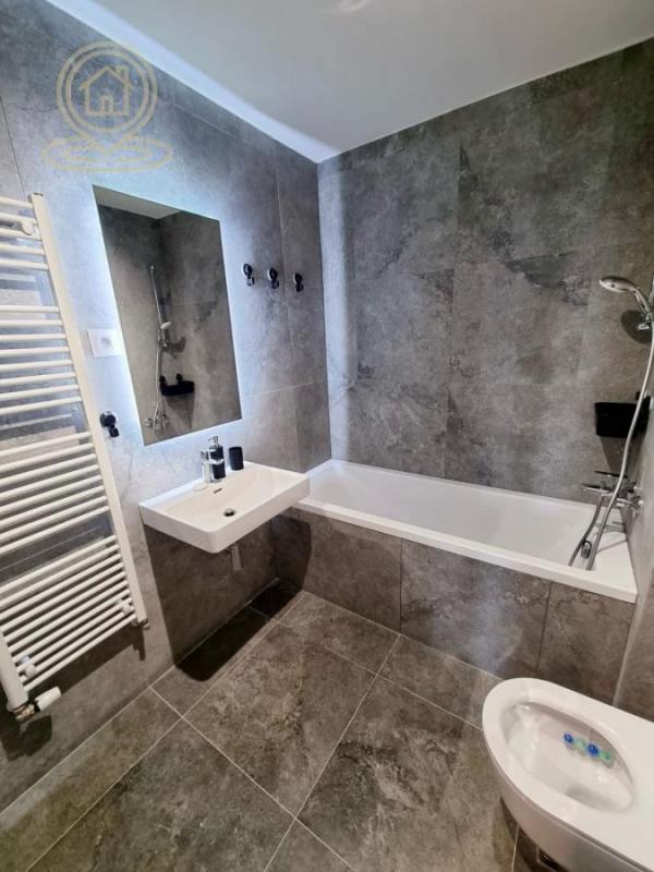 Stan na prodaju u Beogradu, Novi Beograd blok 67A (Belvile), trosoban, 82m2, cena 379000 evra
