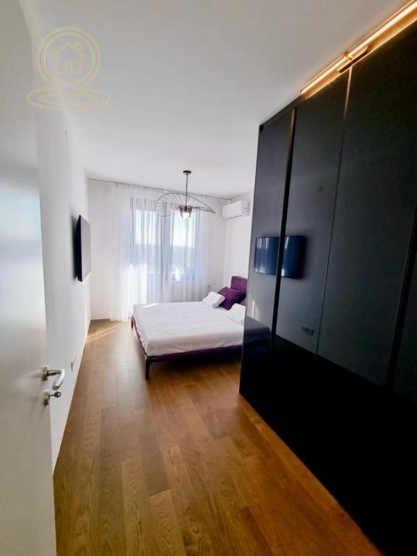 Stan na prodaju u Beogradu, Novi Beograd blok 67A (Belvile), trosoban, 82m2, cena 379000 evra