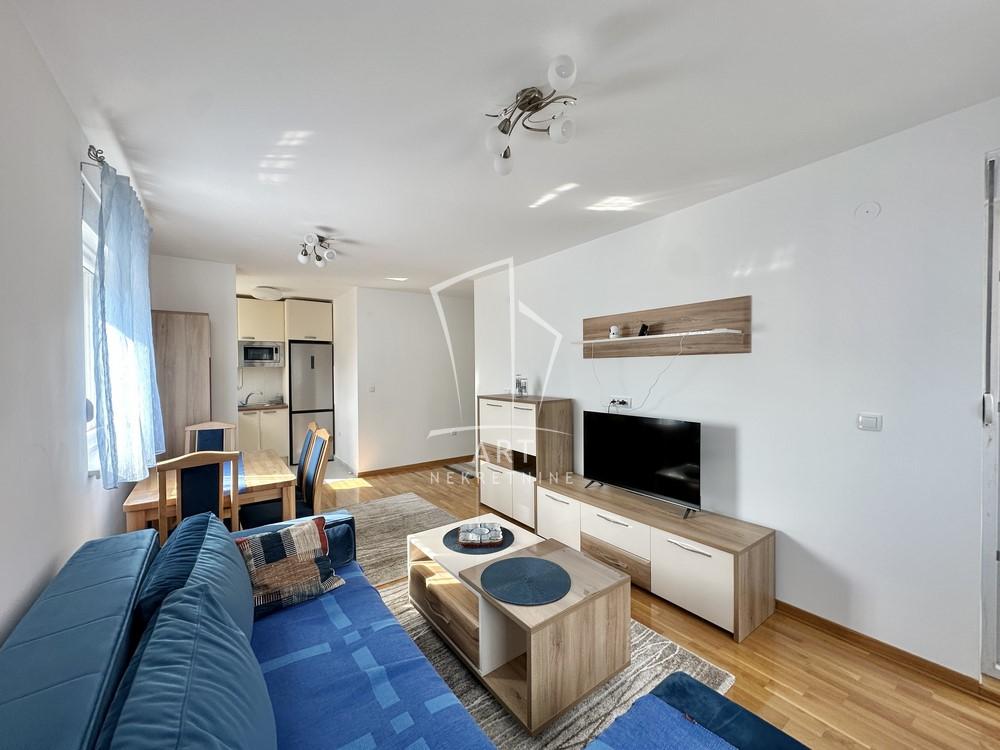 Stan na prodaju u Beogradu, Novi Beograd, dvosoban, 46m2, cena 130000 evra