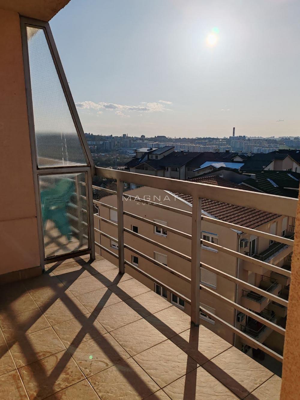 Stan na prodaju u Beogradu, Voždovac, cetvorosoban, 92m2, cena 170000 evra