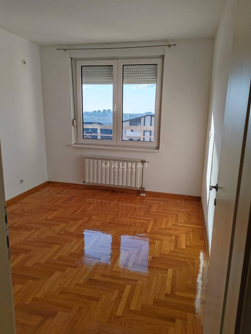 Stan na prodaju u Beogradu, Voždovac, cetvorosoban, 92m2, cena 170000 evra
