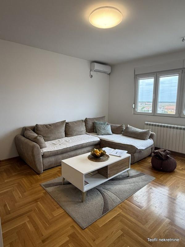 Stan na prodaju u Beogradu, Ledine, dvoiposoban, 71m2, cena 162000 evra