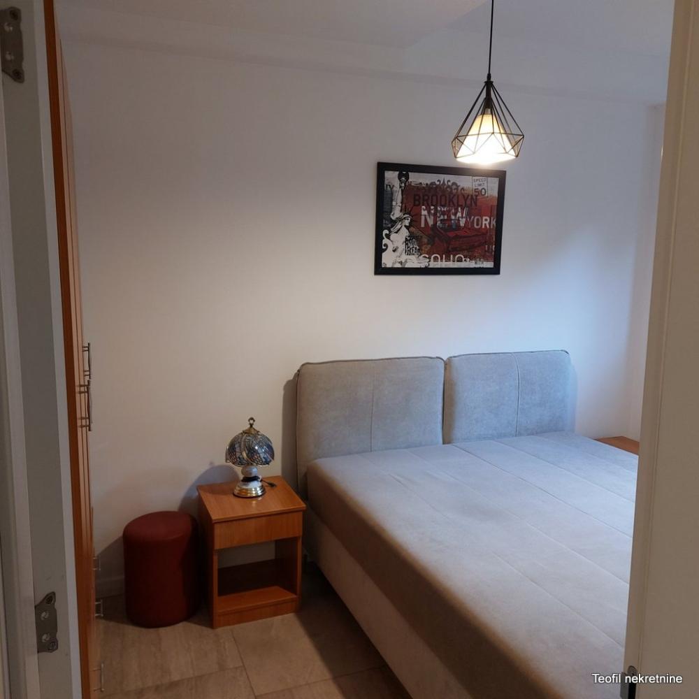 Stan na prodaju u Beogradu, Gornji grad, jednoiposoban, 42m2, cena 120000 evra