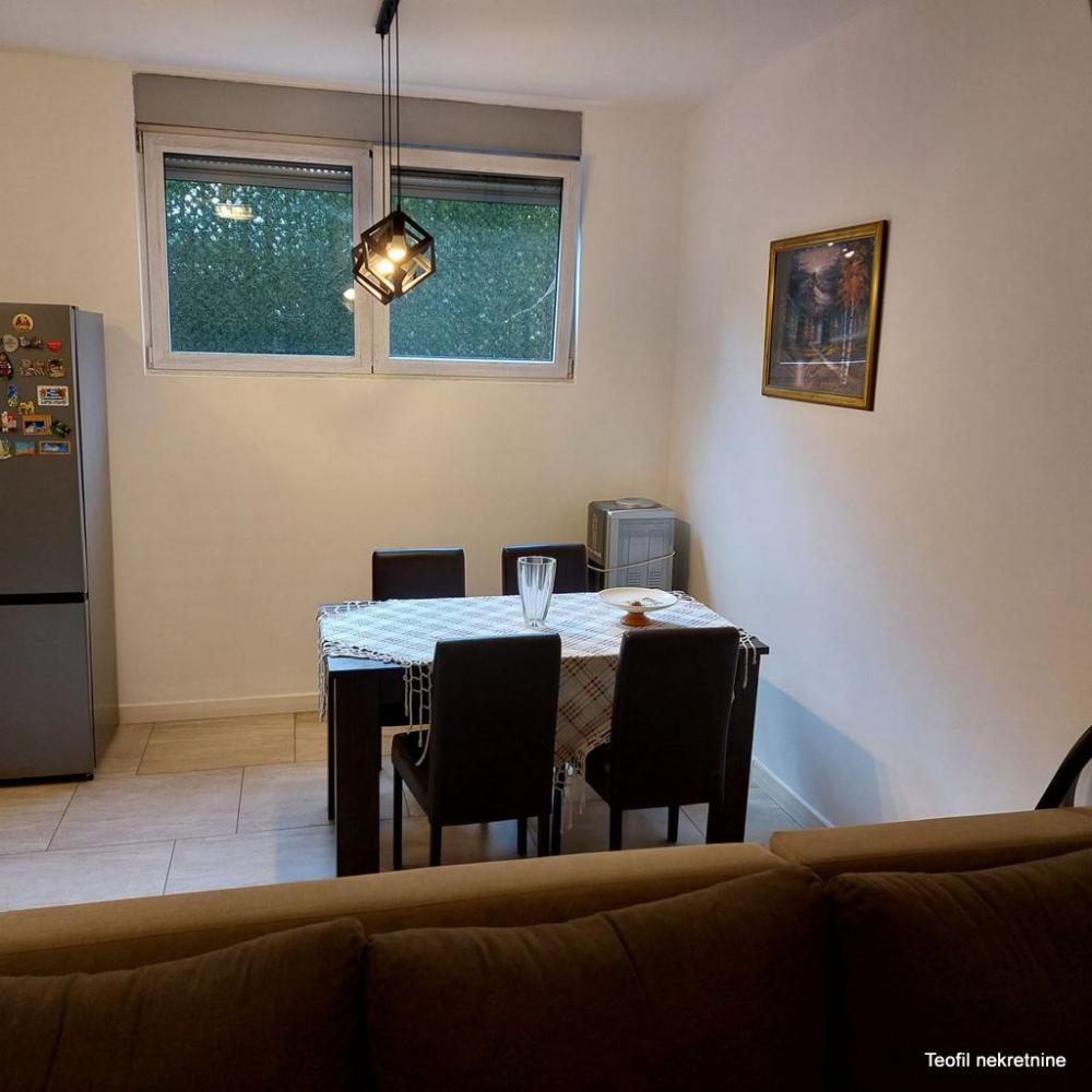 Stan na prodaju u Beogradu, Gornji grad, jednoiposoban, 42m2, cena 120000 evra