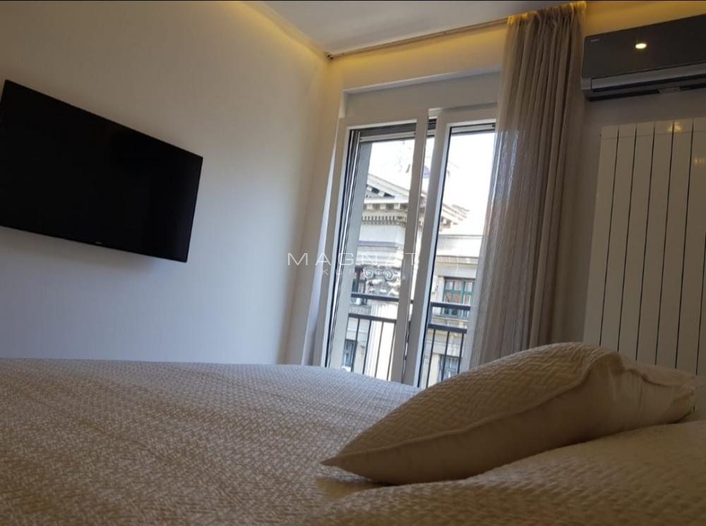 Stan na prodaju u Beogradu, Savski venac, dvoiposoban, 69m2, cena 325000 evra