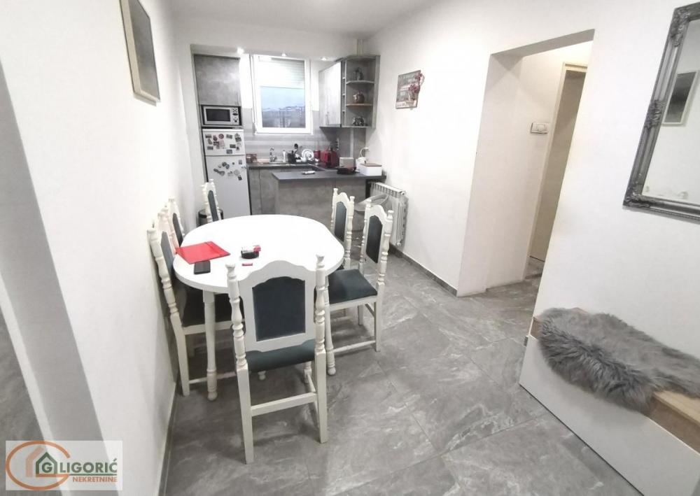 Stan na prodaju u Beogradu, Karaburma, dvosoban, 54m2, cena 149500 evra