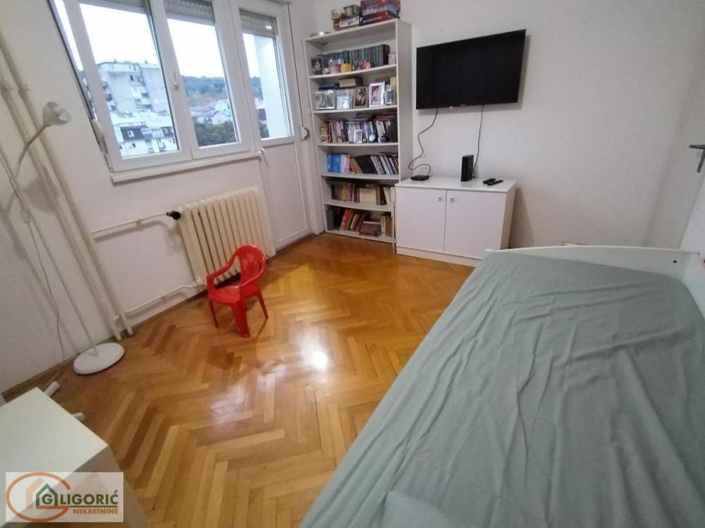 Stan na prodaju u Beogradu, Karaburma, dvosoban, 54m2, cena 149500 evra