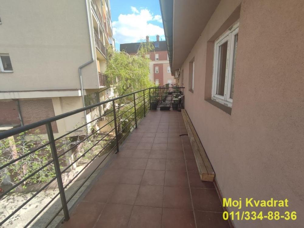 Stan na prodaju u Beogradu, Učiteljsko naselje, dvosoban, 55m2, cena 108000 evra