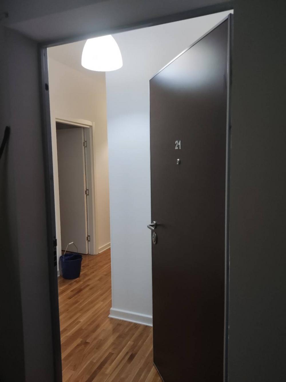 Stan na prodaju u Beogradu, Karaburma, dvoiposoban, 53m2, cena 169600 evra