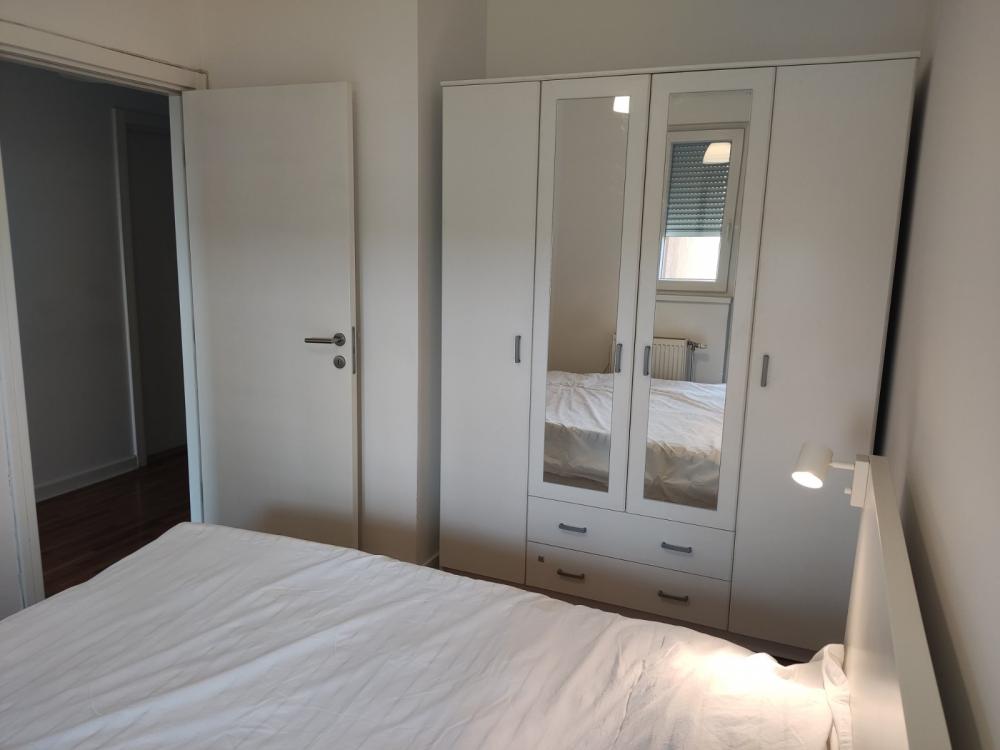 Stan na prodaju u Beogradu, Karaburma, dvoiposoban, 53m2, cena 169600 evra