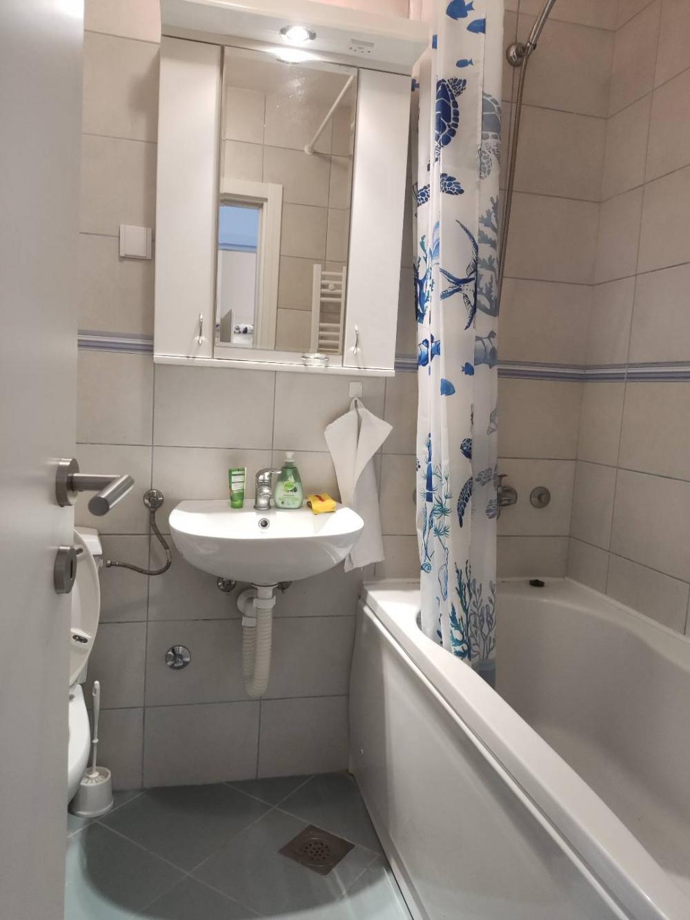 Stan na prodaju u Beogradu, Karaburma, dvoiposoban, 53m2, cena 169600 evra