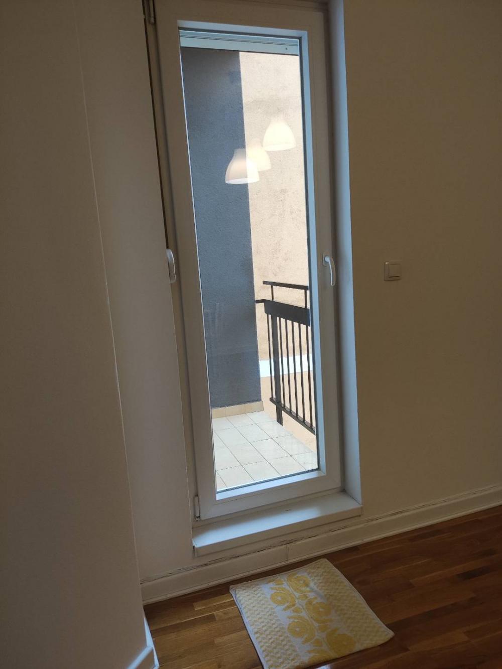 Stan na prodaju u Beogradu, Karaburma, dvoiposoban, 53m2, cena 169600 evra