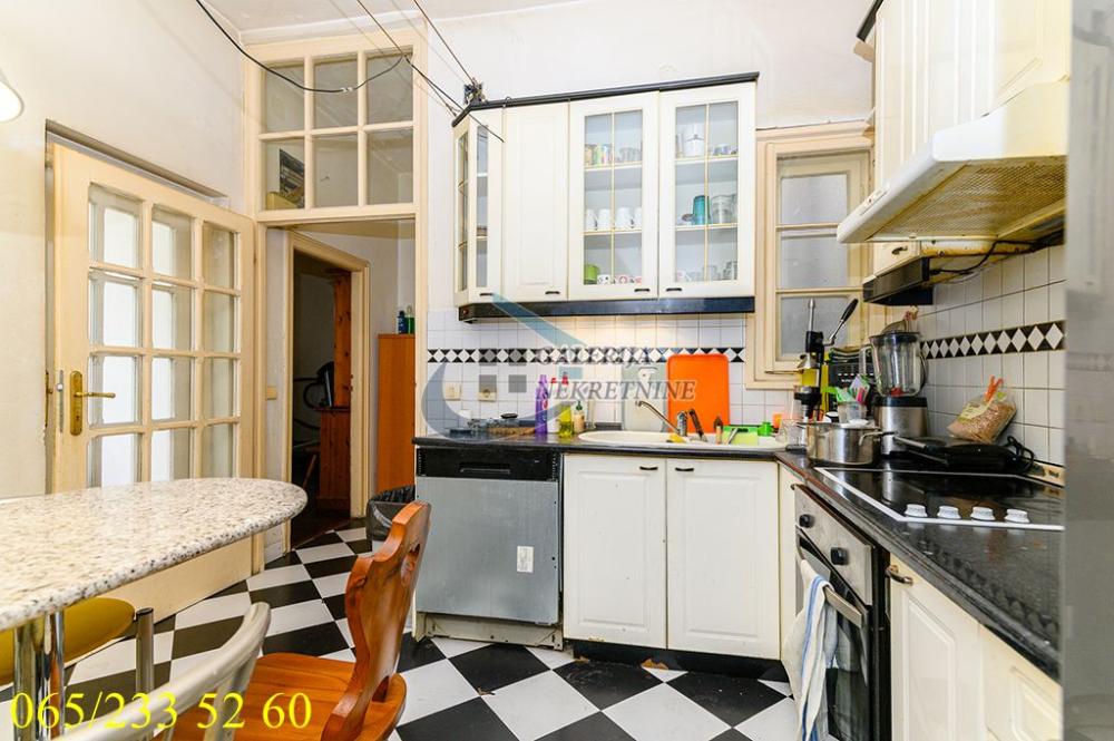 Stan na prodaju u Beogradu, Stari grad, 130m2, cena 680000 evra