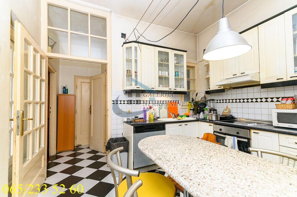 Stan na prodaju u Beogradu, Stari grad, 130m2, cena 680000 evra