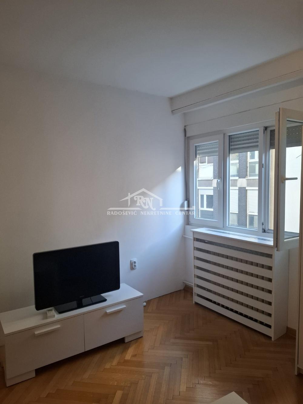 Stan na prodaju u Beogradu, Savski venac, 26m2, cena 127000 evra