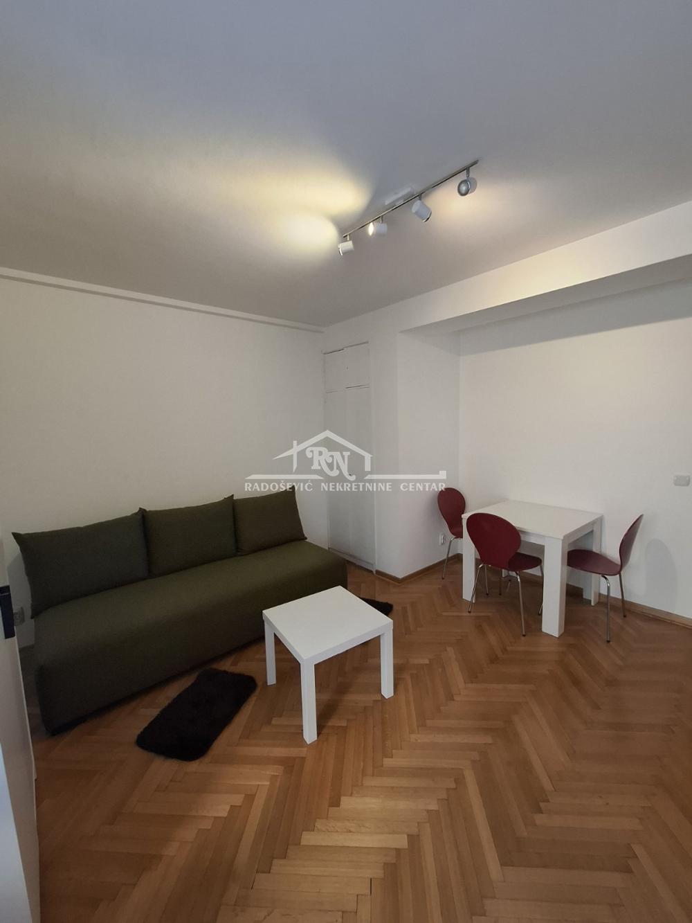 Stan na prodaju u Beogradu, Savski venac, 26m2, cena 127000 evra