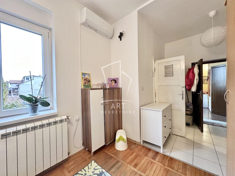 Stan na prodaju u Beogradu, Savski venac, 98m2, cena 345000 evra