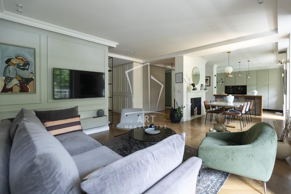 Stan na prodaju u Beogradu, Kalenić pijaca, cetvorosoban, 103m2, cena 670000 evra