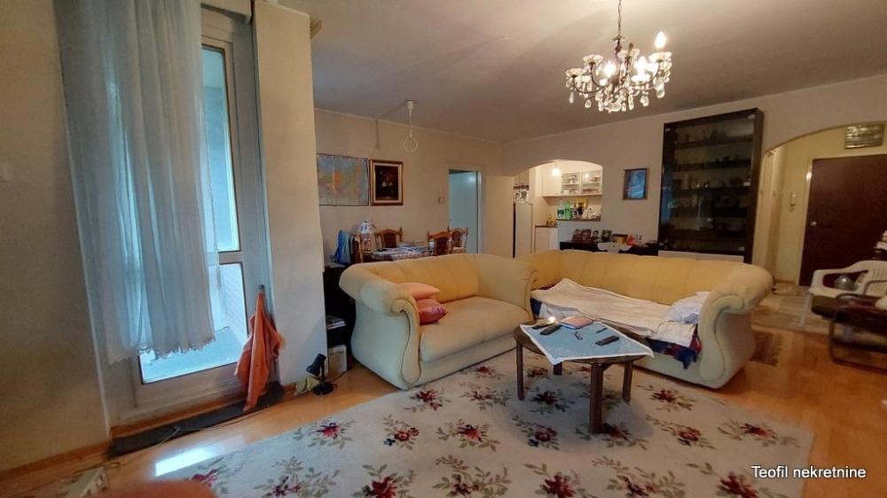 Stan na prodaju u Beogradu, Vojvode Stepe, dvosoban, 65m2, cena 170000 evra