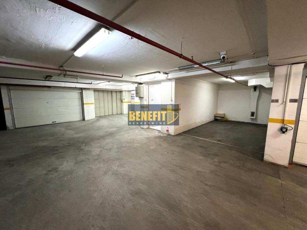 Stan na prodaju u Beogradu, Vračar (Centar), dvosoban, 65m2, cena 247000 evra