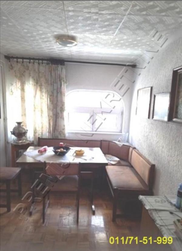 Stan na prodaju u Beogradu, Vračar (Centar), troiposoban, 93m2, cena 210000 evra