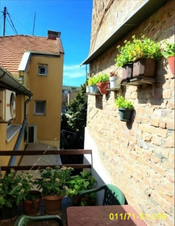 Stan na prodaju u Beogradu, Vračar (Centar), troiposoban, 93m2, cena 210000 evra