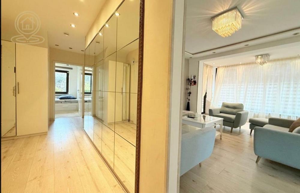 Stan na prodaju u Beogradu, Crveni Krst, trosoban, 85m2, cena 465000 evra