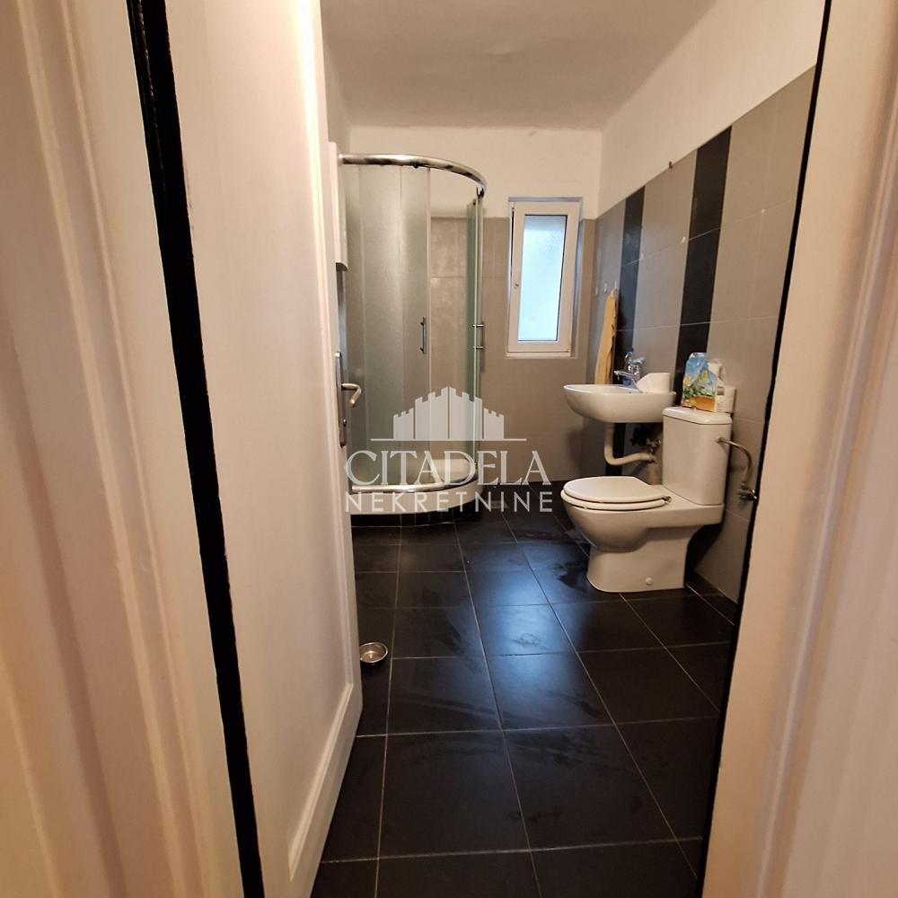 Stan na prodaju u Beogradu, Palilula, trosoban, 75m2, cena 249000 evra