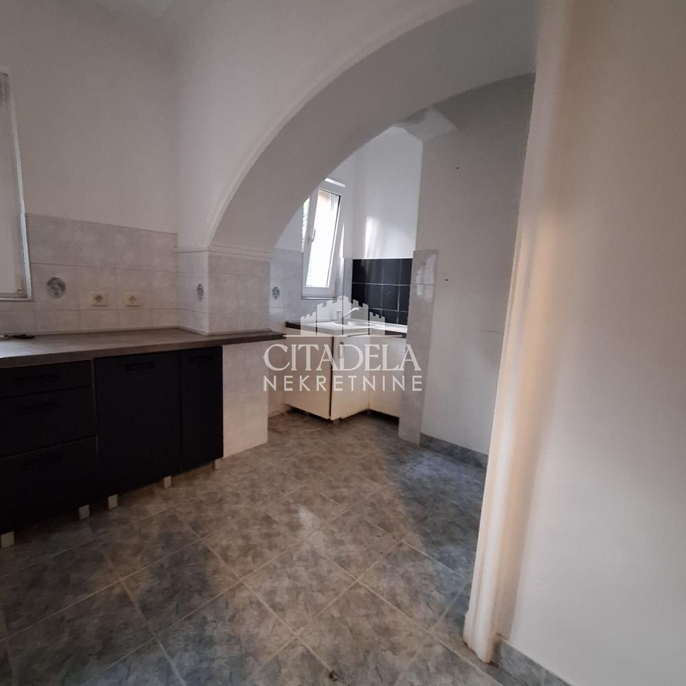 Stan na prodaju u Beogradu, Palilula, trosoban, 75m2, cena 249000 evra