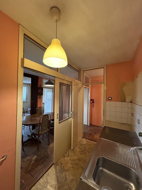 Stan na prodaju u Beogradu, Dorćol, trosoban, 83m2, cena 326400 evra