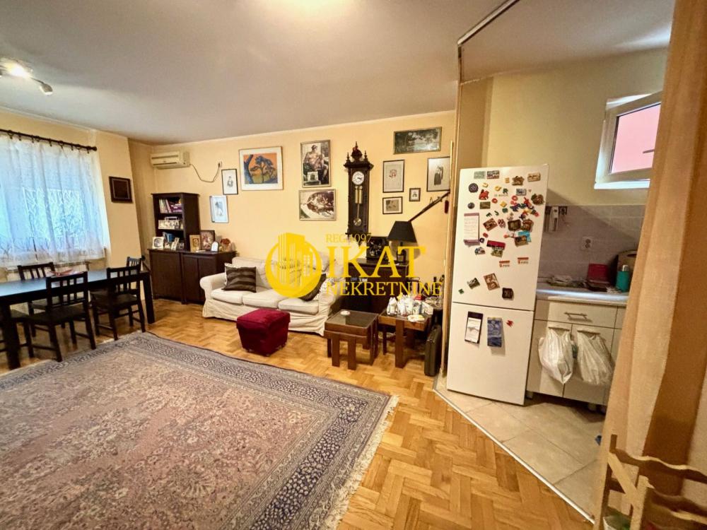 Stan na prodaju u Beogradu, Učiteljsko naselje, dvosoban, 60m2, cena 195000 evra
