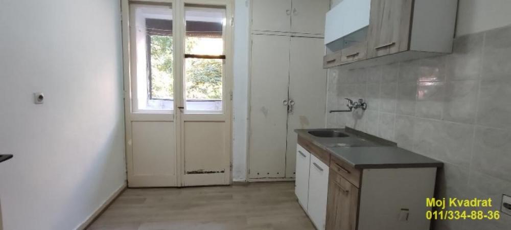 Stan na prodaju u Beogradu, Karaburma, dvosoban, 56m2, cena 115000 evra