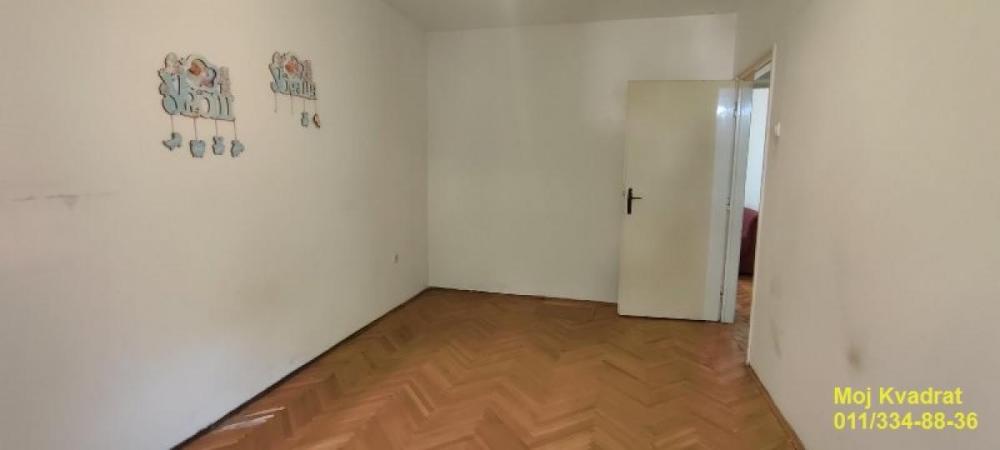 Stan na prodaju u Beogradu, Karaburma, dvosoban, 56m2, cena 115000 evra