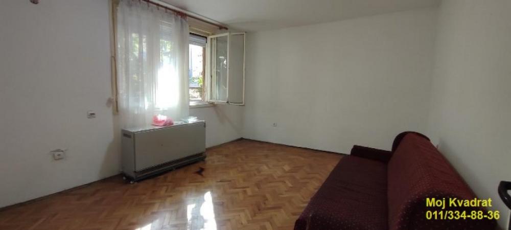 Stan na prodaju u Beogradu, Karaburma, dvosoban, 56m2, cena 115000 evra