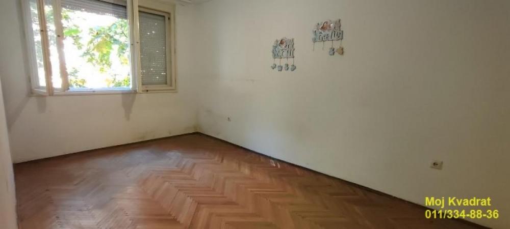 Stan na prodaju u Beogradu, Karaburma, dvosoban, 56m2, cena 115000 evra