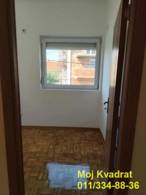 Stan na prodaju u Beogradu, Borča, dvoiposoban, 67m2, cena 135000 evra