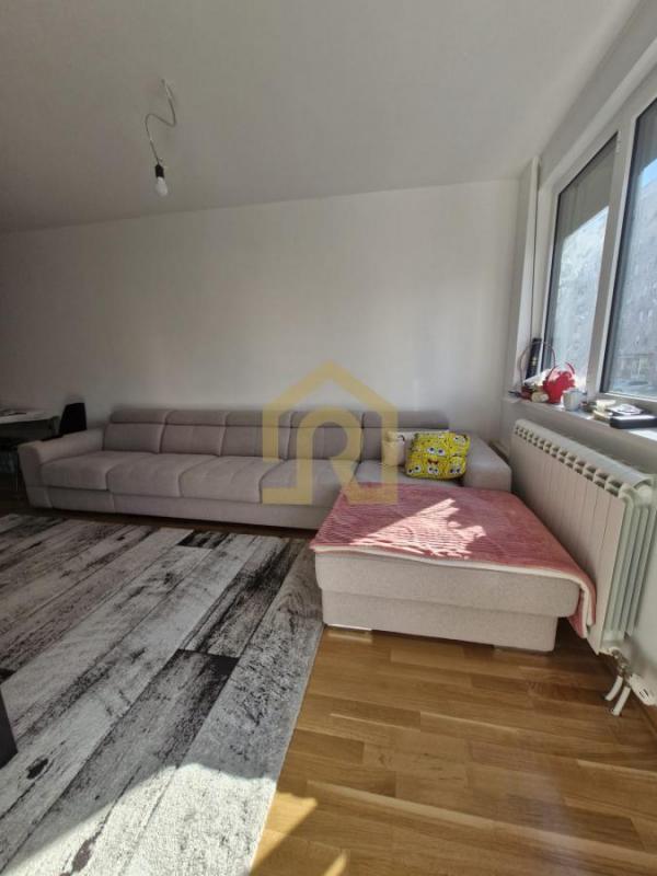 Stan na prodaju u Beogradu, Naselje Stepa Stepanović, trosoban, 74m2, cena 210000 evra
