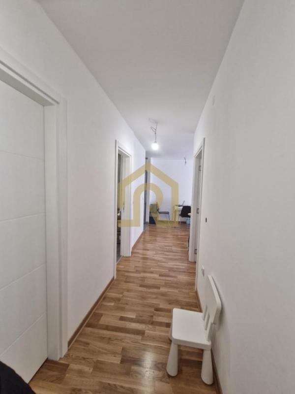 Stan na prodaju u Beogradu, Naselje Stepa Stepanović, trosoban, 74m2, cena 210000 evra