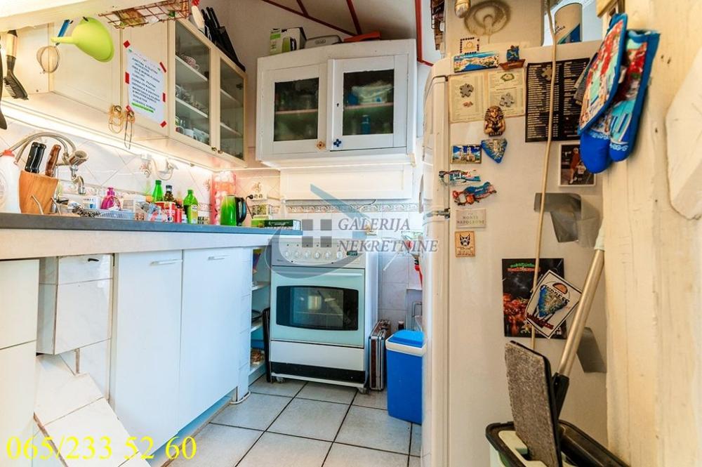 Stan na prodaju u Beogradu, Stari grad, trosoban, 110m2, cena 460000 evra