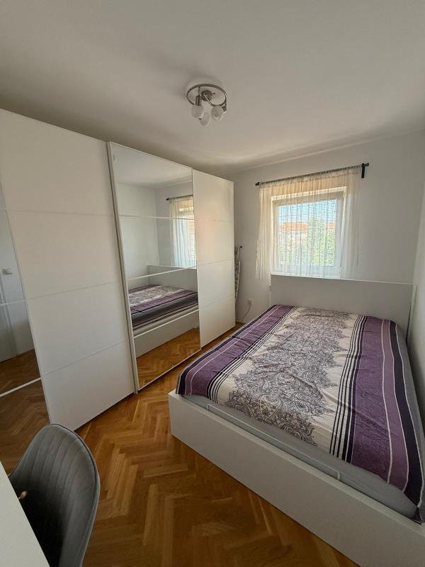Stan na prodaju u Beogradu, Cerak, dvoiposoban, 59m2, cena 178500 evra