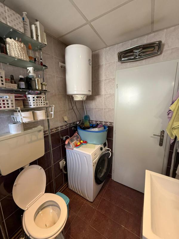 Stan na prodaju u Beogradu, Cerak, dvoiposoban, 59m2, cena 178500 evra
