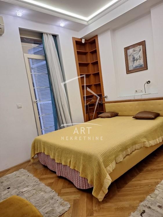 Stan na prodaju u Beogradu, Savski venac, trosoban, 100m2, cena 500000 evra