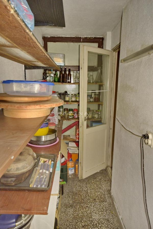 Stan na prodaju u Beogradu, Zvezdara, cetvorosoban, 86m2, cena 280000 evra