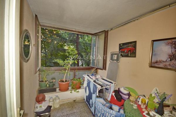 Stan na prodaju u Beogradu, Zvezdara, cetvorosoban, 86m2, cena 280000 evra