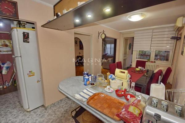 Stan na prodaju u Beogradu, Zvezdara, cetvorosoban, 86m2, cena 280000 evra