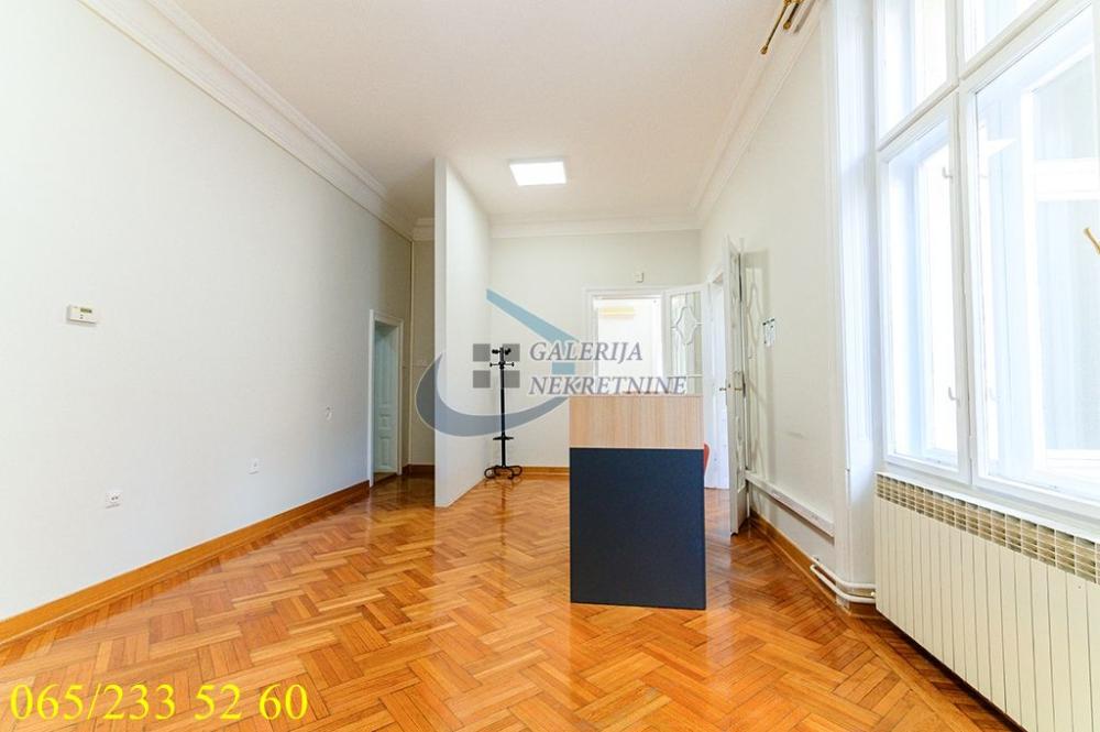 Stan na prodaju u Beogradu, Stari grad, 239m2, cena 1000000 evra