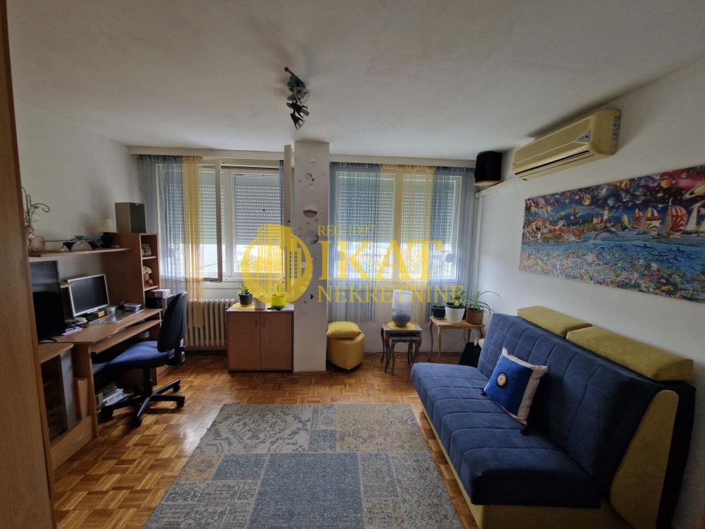 Stan na prodaju u Beogradu, Konjarnik, dvosoban, 50m2, cena 150000 evra